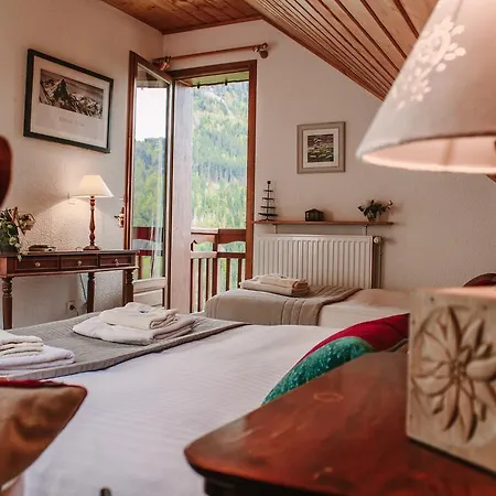 Saskia - Catered Vaujany